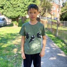 Singing Magpies Kashmir Green Kids Tee
