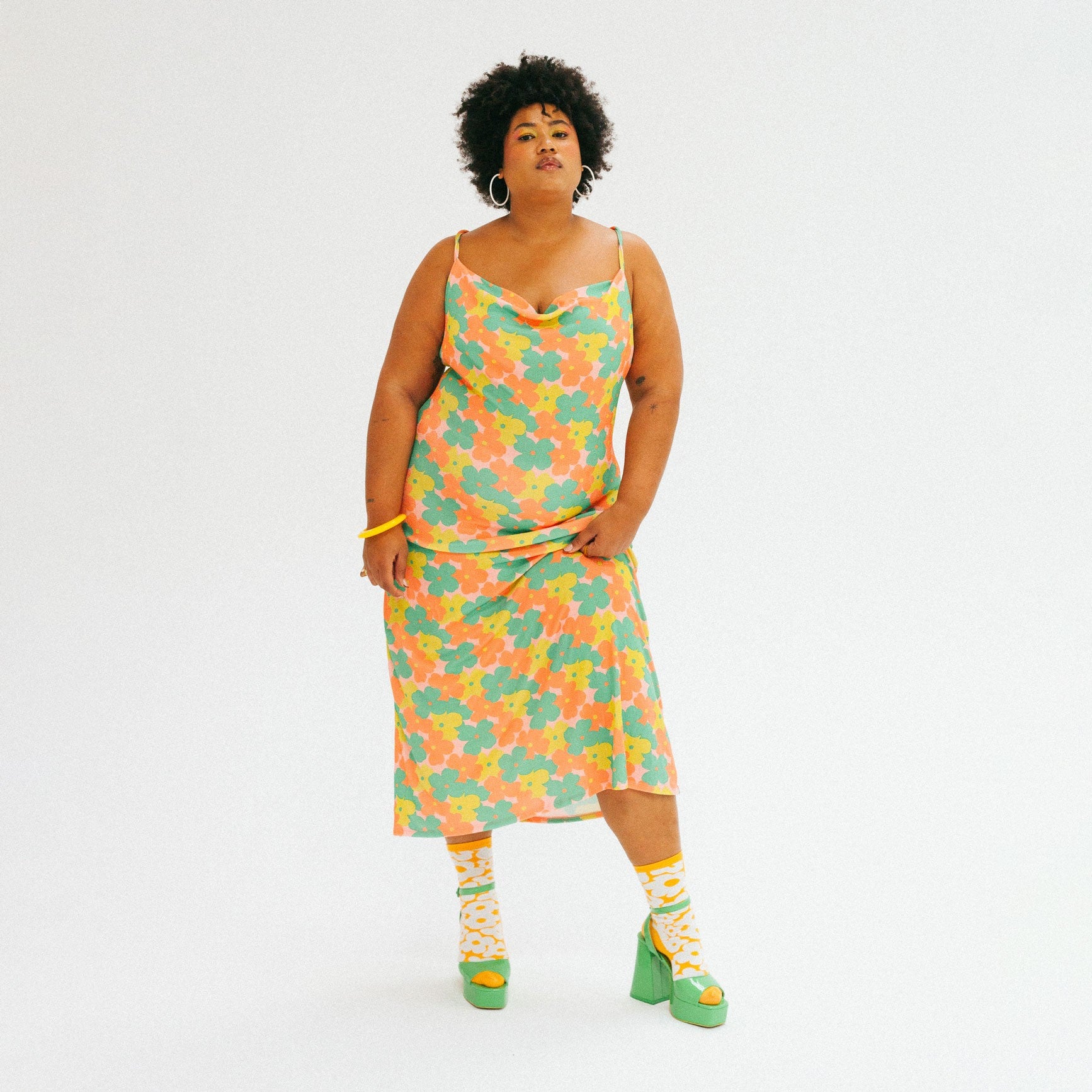 Eat My Socks: Flower Power Orange - Image 4